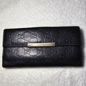 Gucci leather wallet